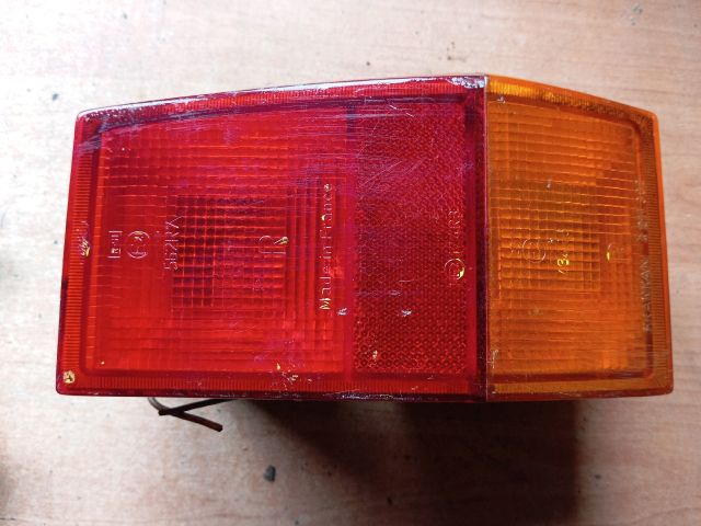 bontott FORD FIESTA II Jobb Hátsó Lámpa