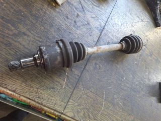 bontott FORD FIESTA III Bal Féltengely