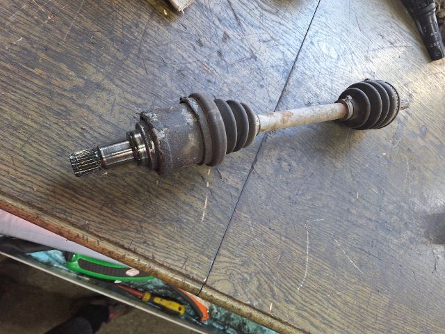 bontott FORD FIESTA III Bal Féltengely