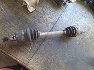 bontott FORD FIESTA III Bal Féltengely