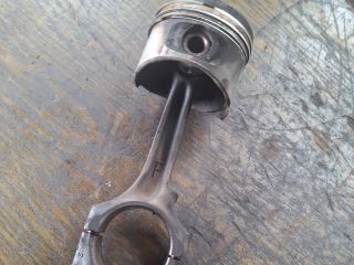 bontott FORD FIESTA III Dugattyú és Hajtókar