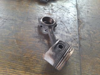 bontott FORD FIESTA III Dugattyú és Hajtókar