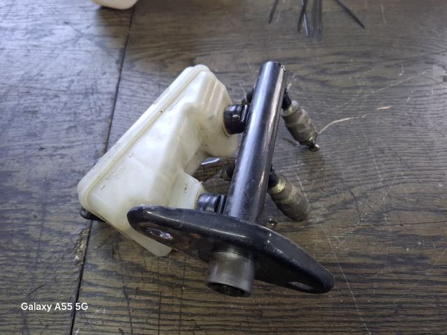 bontott FORD FIESTA III Főfékhenger