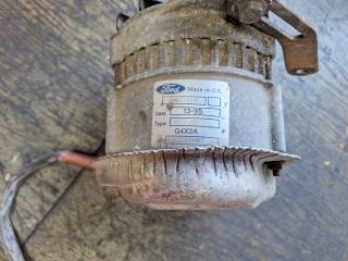 bontott FORD FIESTA III Generátor