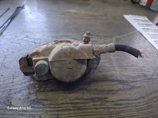 bontott FORD FIESTA III Jobb első Féknyereg Munkahengerrel