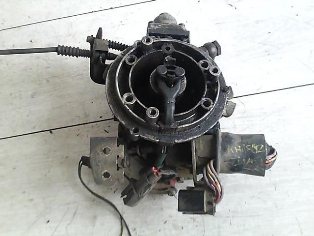 bontott FORD FIESTA III Központi Injektor