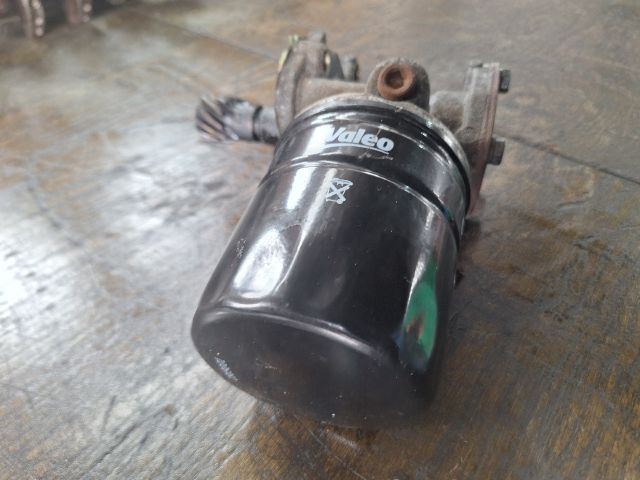 bontott FORD FIESTA III Olajszivattyú