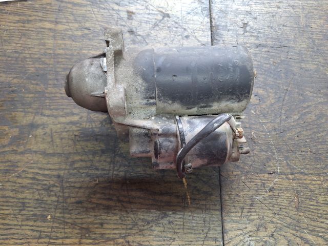 bontott FORD FIESTA III Önindító