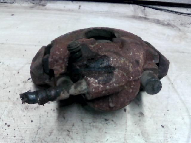 bontott FORD FIESTA III Bal első Féknyereg Munkahengerrel