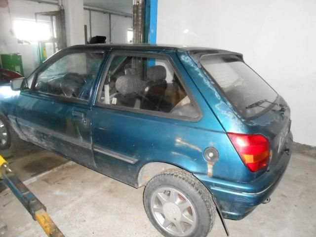 bontott FORD FIESTA III Bal első Rugó