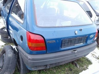 bontott FORD FIESTA III Fűtőradiátor