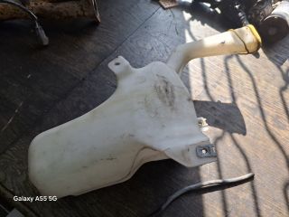 bontott FORD FIESTA III Ablakmosó Tartály