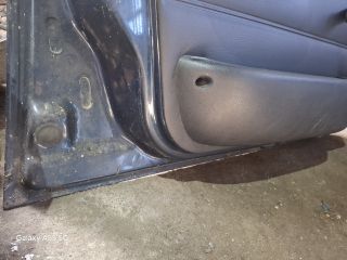 bontott FORD FIESTA III Bal első Ajtó (Részeivel)