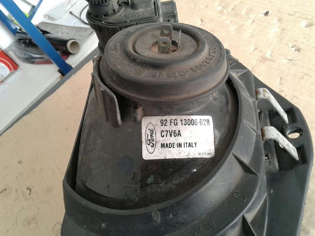 bontott FORD FIESTA III Bal Fényszóró