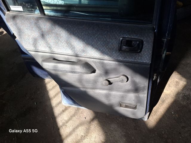 bontott FORD FIESTA III Bal hátsó Ajtó (Részeivel)