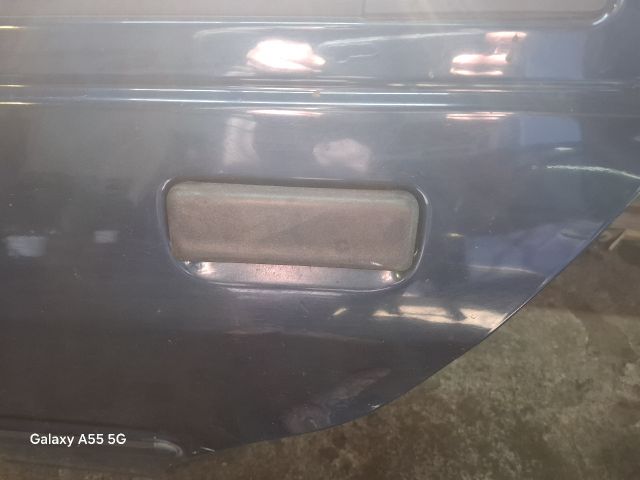 bontott FORD FIESTA III Bal hátsó Ajtó (Részeivel)