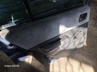 bontott FORD FIESTA III Bal hátsó Ajtó (Részeivel)