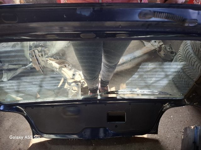 bontott FORD FIESTA III Csomagtérajtó (Részeivel)