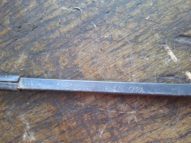 bontott FORD FIESTA III Első Ablaktörlő Kar