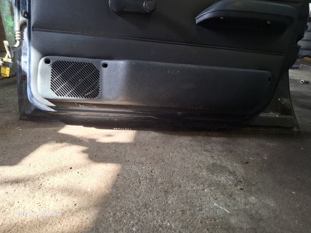 bontott FORD FIESTA III Jobb első Ajtó (Részeivel)