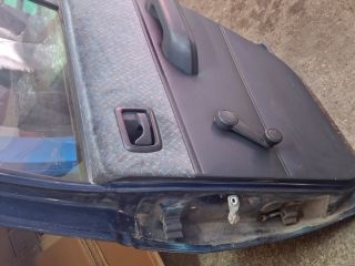 bontott FORD FIESTA III Jobb hátsó Ajtó (Részeivel)