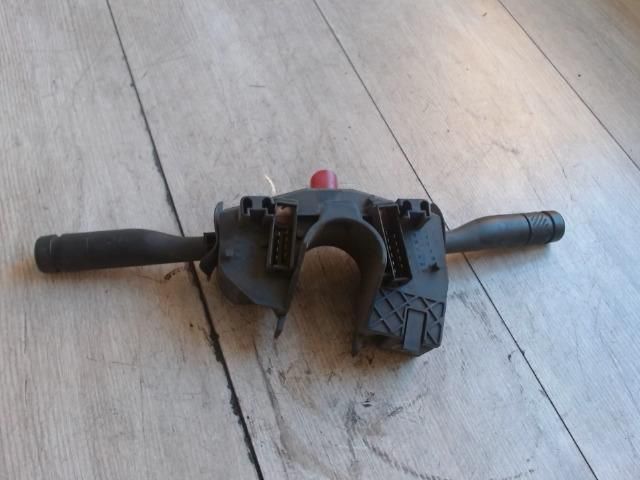 bontott FORD FIESTA III Komplett Kormánykapcsoló (Bajuszkapcsoló)