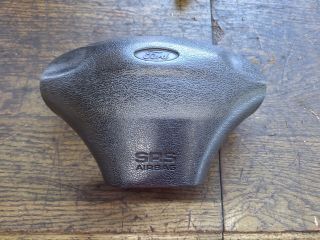 bontott FORD FIESTA III Kormánylégzsák