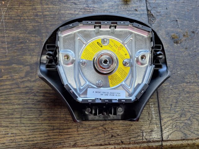 bontott FORD FIESTA III Kormánylégzsák