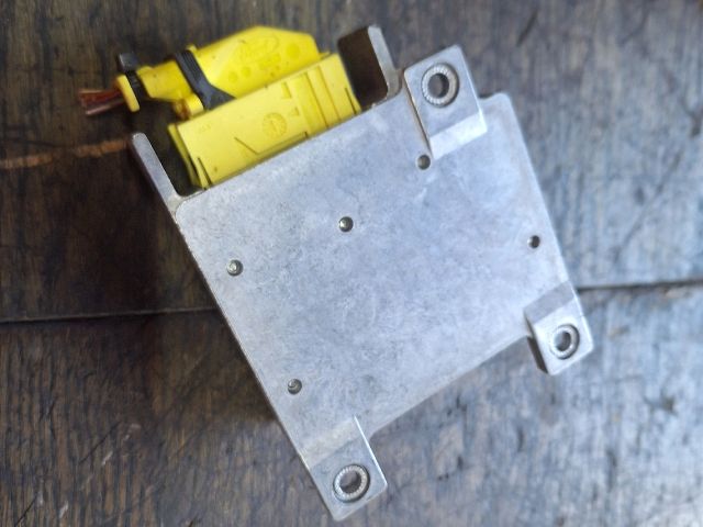 bontott FORD FIESTA III Légzsák Elektronika