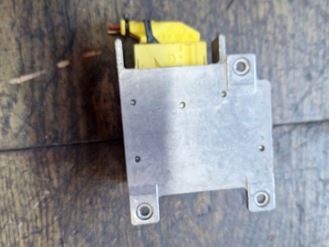 bontott FORD FIESTA III Légzsák Elektronika