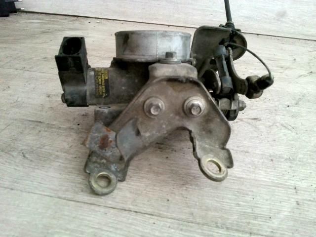 bontott FORD FIESTA IV Fojtószelep (Mechanikus)