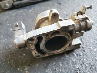 bontott FORD FIESTA IV Fojtószelep (Mechanikus)