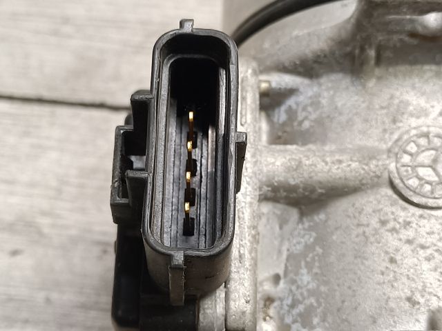 bontott FORD FIESTA IV Légtömegmérő