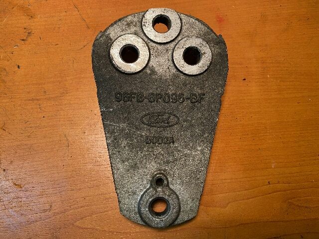 bontott FORD FIESTA IV Motor Tartó Bak (Fém)