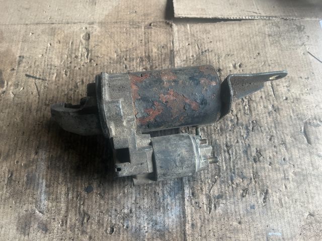 bontott FORD FIESTA IV Önindító