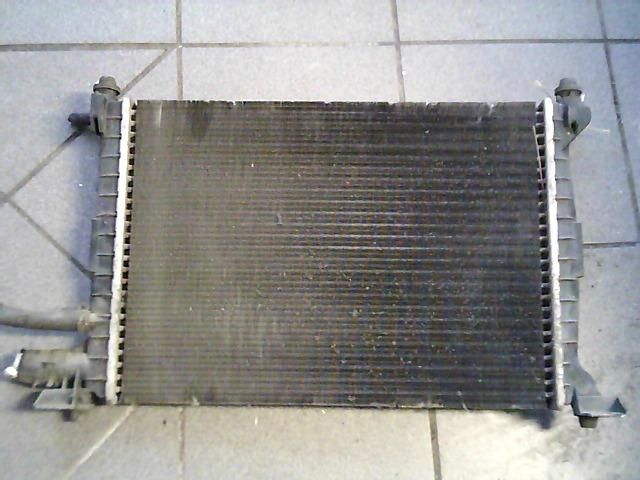 bontott FORD FIESTA IV Vízhűtő Radiátor (Nem klímás)