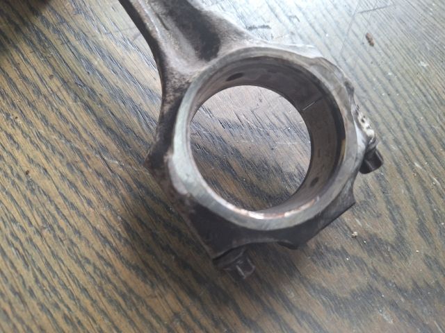 bontott FORD FIESTA IV Dugattyú és Hajtókar