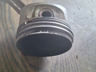 bontott FORD FIESTA IV Dugattyú és Hajtókar