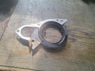 bontott FORD FIESTA IV Első Főtengely Szimmeringház