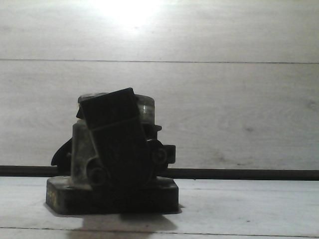 bontott FORD FIESTA IV Fojtószelep (Mechanikus)