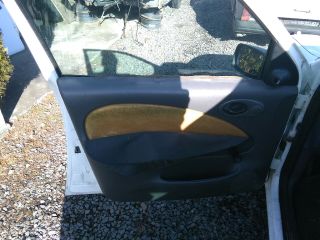 bontott FORD FIESTA IV Fűtőradiátor