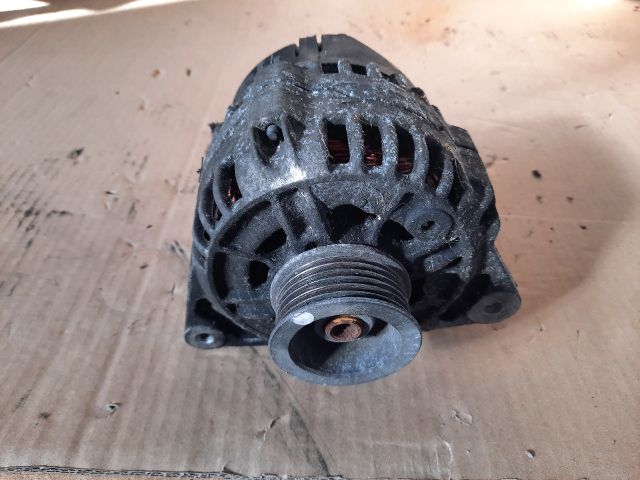 bontott FORD FIESTA IV Generátor