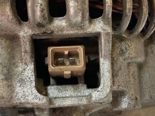 bontott FORD FIESTA IV Generátor