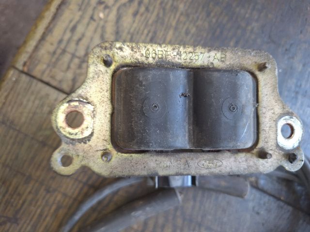 bontott FORD FIESTA IV Gyújtótrafó