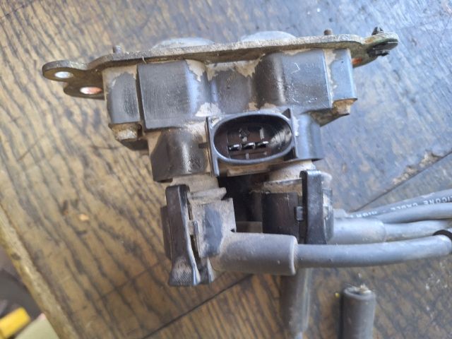 bontott FORD FIESTA IV Gyújtótrafó