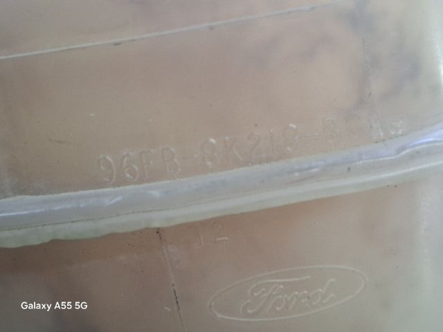 bontott FORD FIESTA IV Kiegyenlítő Tartály