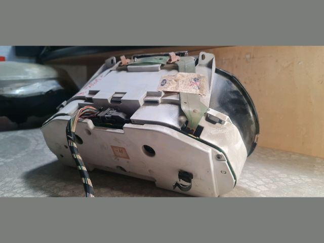 bontott FORD FIESTA IV Kilométeróra