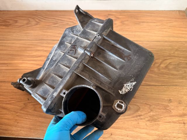 bontott FORD FIESTA IV Légszűrő Ház