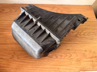 bontott FORD FIESTA IV Légszűrő Ház