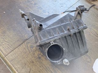 bontott FORD FIESTA IV Légszűrő Ház